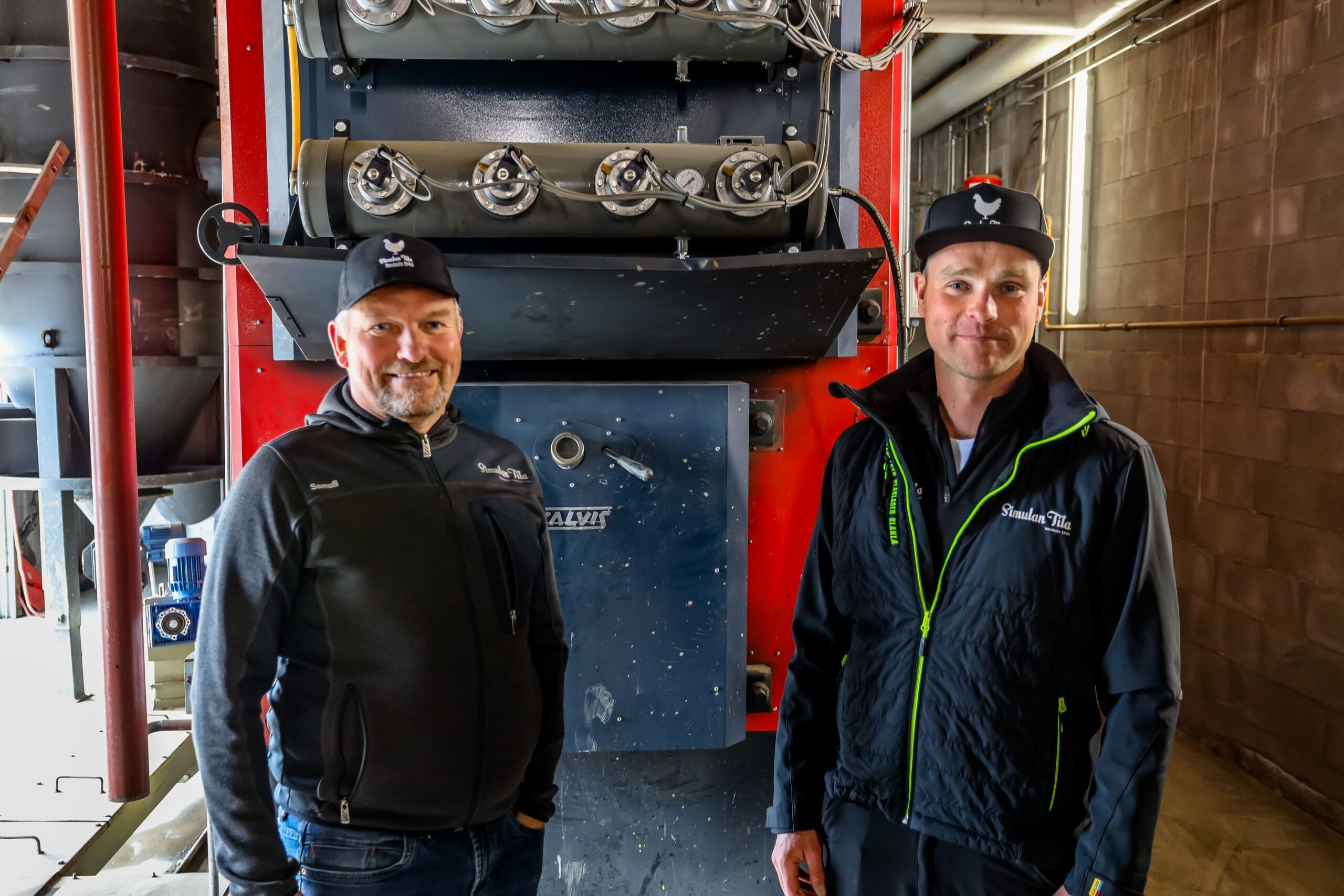 Samuli Simula ja Juho Simula ovat monipuolisia ja monitaitoisia yrittäjiä, jotka ovat kasvattaneet tilaa vauhdilla viime vuosina.