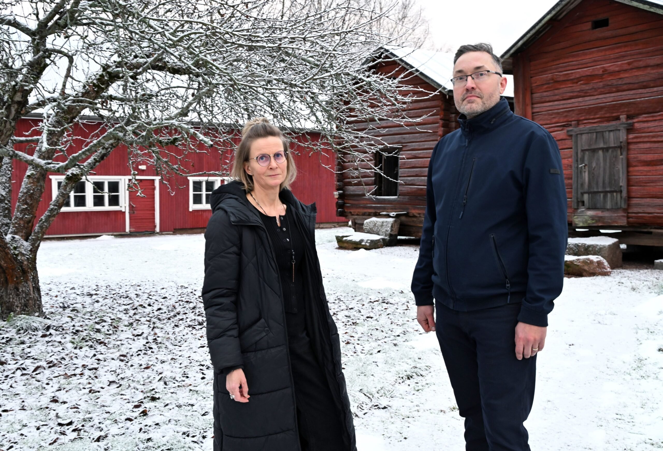 Pia Wessman ja Aleksi Simula rohkaisevat katsomaan reilusti maan rajojen ulkopuolelle. – Parhaan motivaation omaan työhöni saan siitä, että voin olla silloin tällöin osana vienti­teollisuutta myymällä suomalaista kauraa ulkomaalaisille asiakkaille, Simula tiivistää.