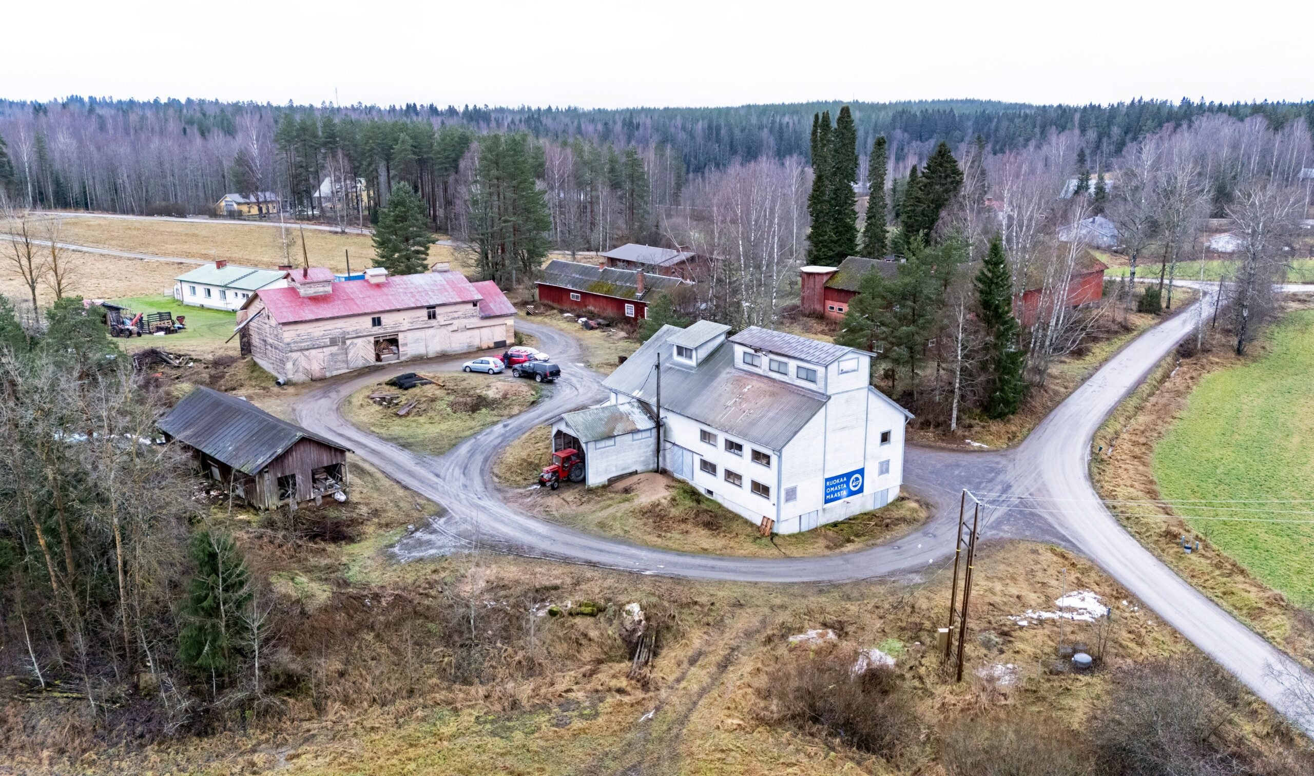Ylöjärven vehnä­myllynä alun perin tunnetuksi tullut Entis­ajan Mylly on tarjonnut rahti­jauhatusta Ylö­järven Takamaalla pian 80 vuotta. Se on myös huolto­varmuus­ketjussa.